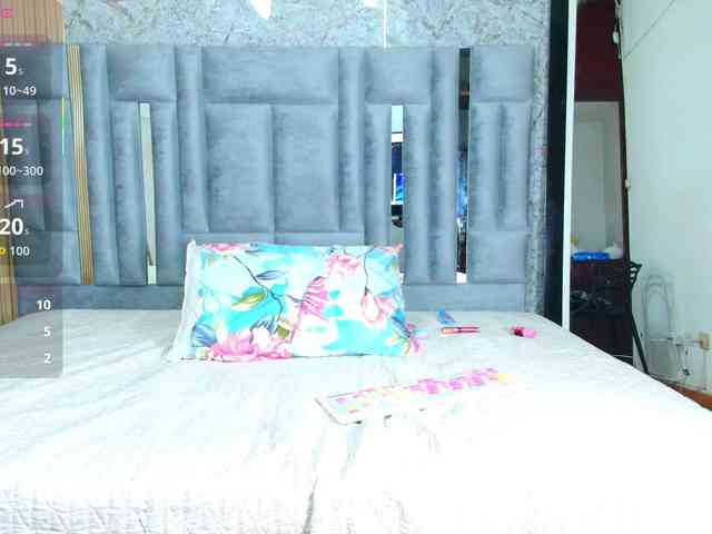 CheatingNeighborr CheatingNeighborr