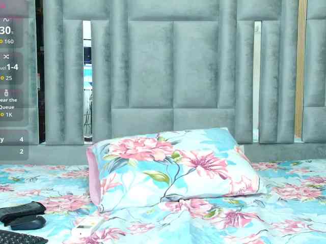 CheatingNeighborr CheatingNeighborr