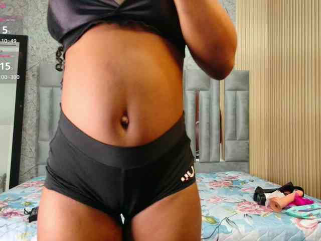 CheatingNeighborr CheatingNeighborr