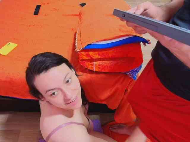 JeremmyAndStacyy webcam