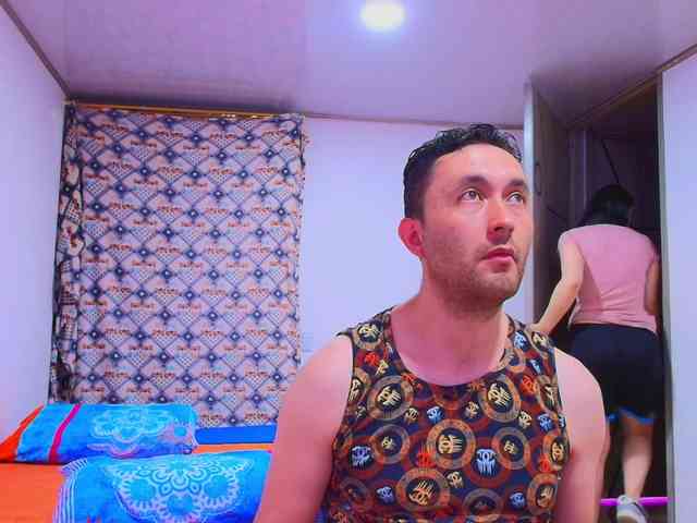 JeremmyAndStacyy webcam
