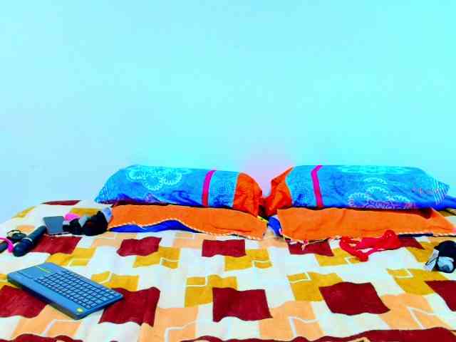 JeremmyAndStacyy webcam