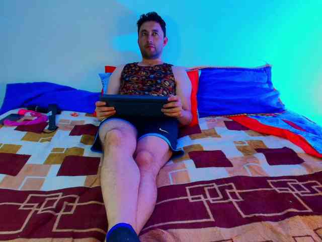 JeremmyAndStacyy webcam