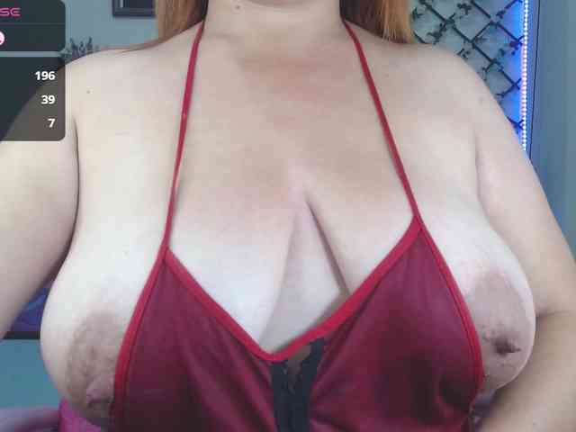 MOMCAMILA webcam