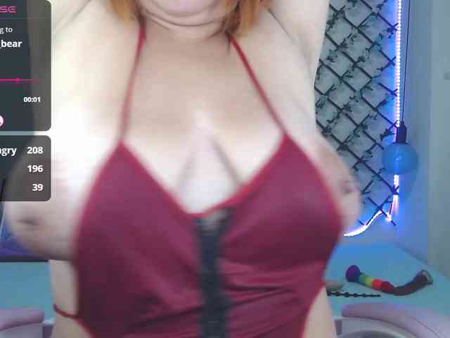 MOMCAMILA webcam