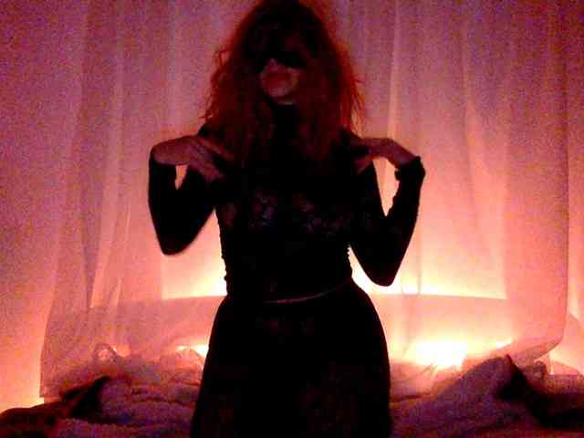 RedHotLiv webcam