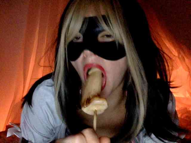 RedHotLiv webcam