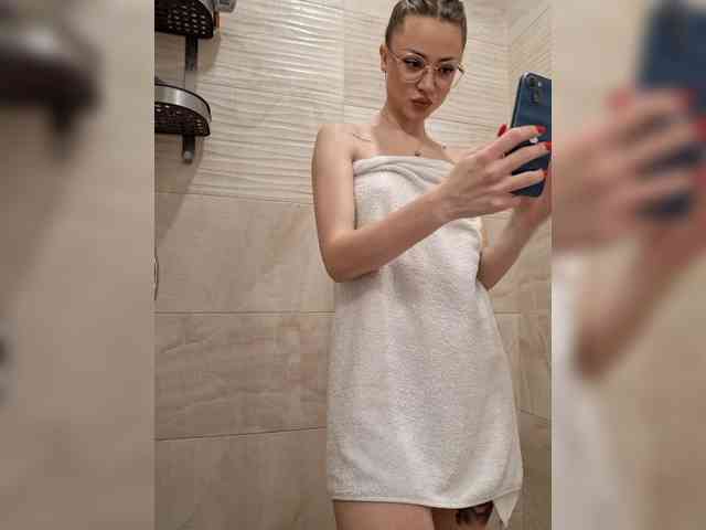 AliceReus webcam