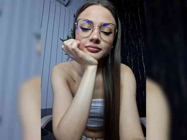 AliceReus webcam