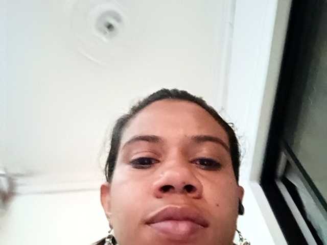 BARBYCHOCOLAT's BongaCams show and profile