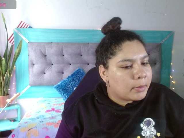 ROXIEE's BongaCams show and profile