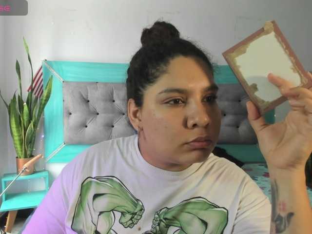 ROXIEE's BongaCams show and profile