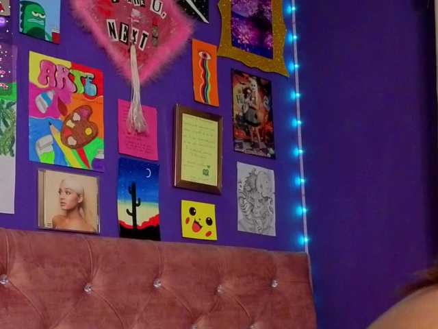 kimhilton-'s BongaCams show and profile