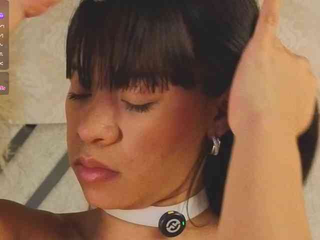 kimhilton- webcam
