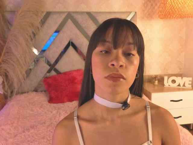 kimhilton- webcam