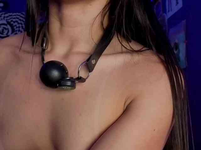 kimhilton- Live Webcam on BongaCams