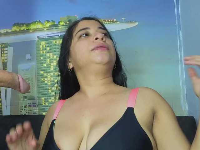 Camila-Hot-Latin's BongaCams show and profile