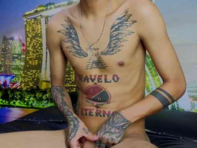 Camila-Hot-Latin webcam