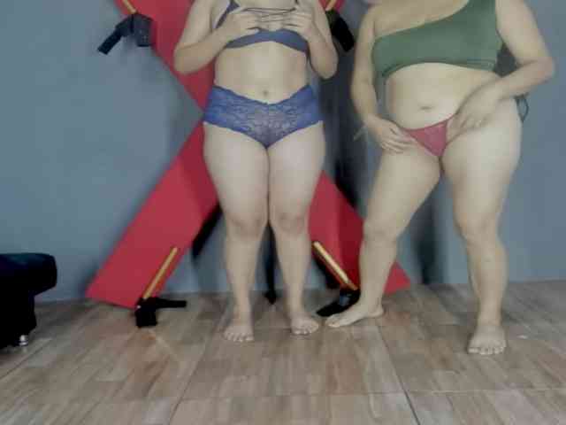 Camila-Hot-Latin webcam