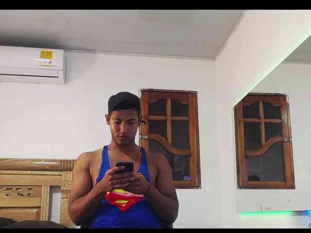 drake-cerra Live Webcam on BongaCams