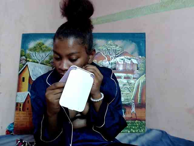 PatriciaBelle webcam
