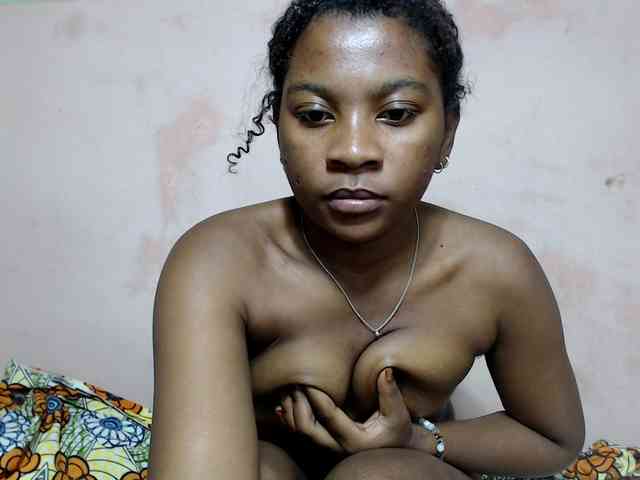 PatriciaBelle webcam