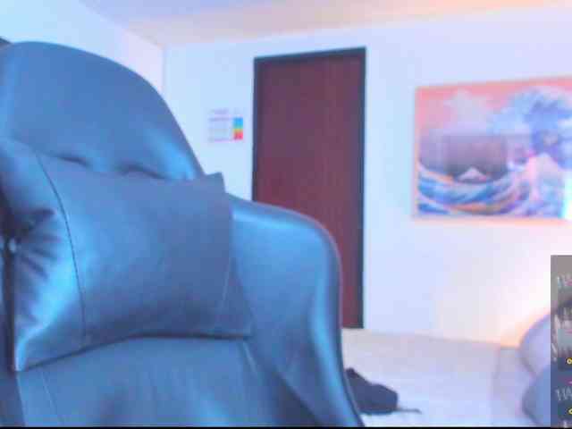 RjBarto Live Webcam on BongaCams