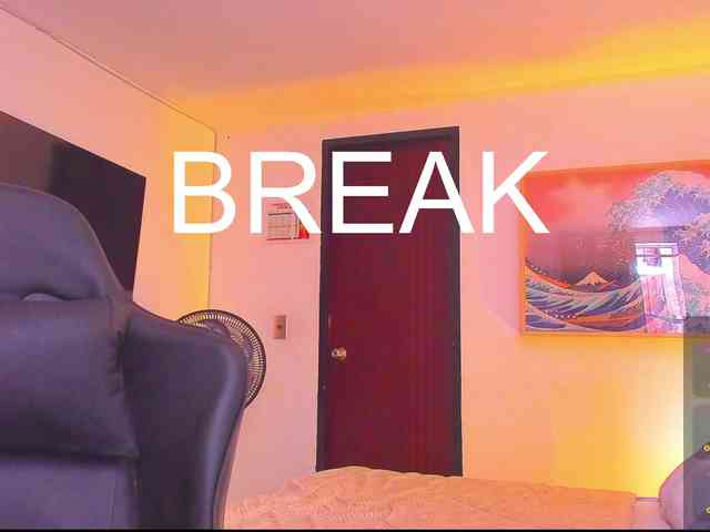 RjBarto Live Webcam on BongaCams