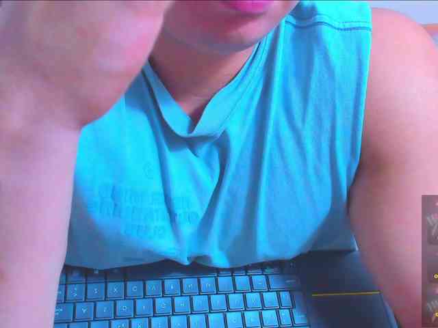 RjBarto Live Webcam on BongaCams