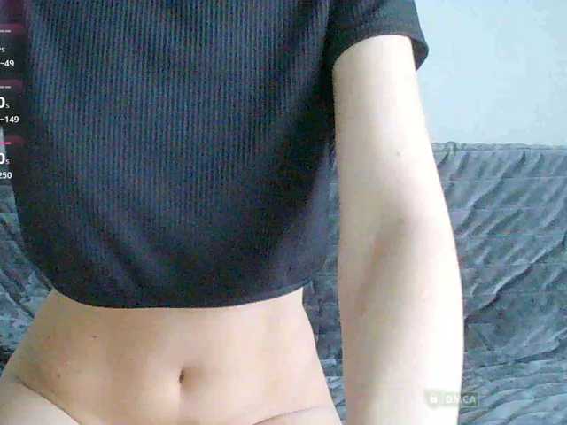 Mari27121's BongaCams show and profile