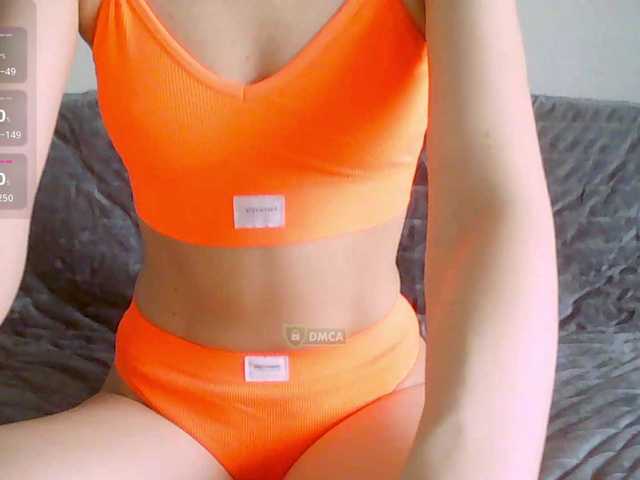 Mari27121 — Hi! I kiss everyone who throws tokens)@total -- To my own apartment: @sofar ollected, @remain remained!