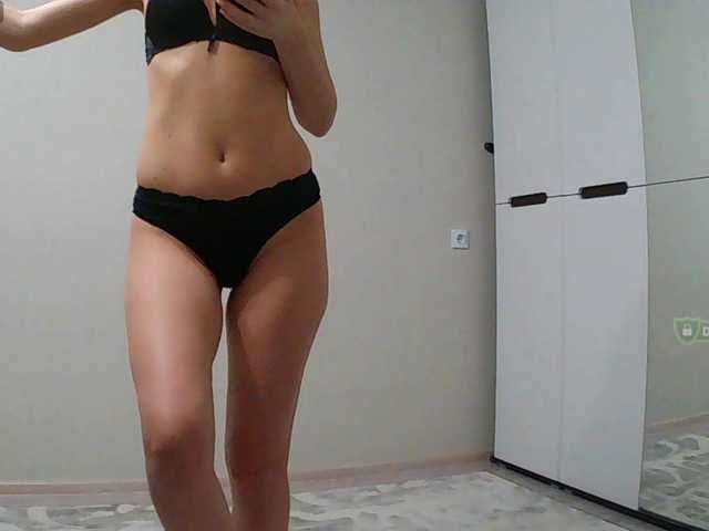 Mari27121's BongaCams show and profile