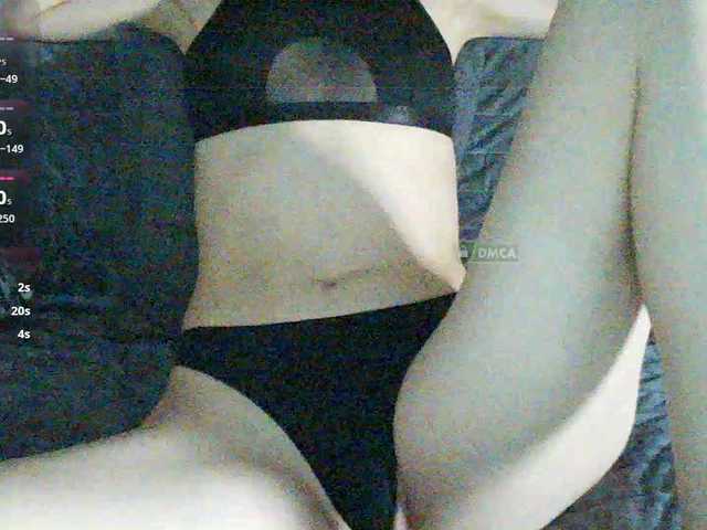 Mari27121's BongaCams show and profile