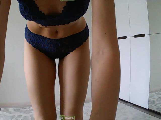 Mari27121's BongaCams show and profile