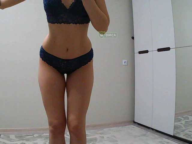 Mari27121's BongaCams show and profile
