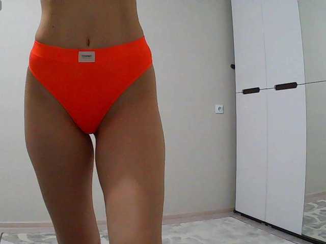 Mari27121's BongaCams show and profile