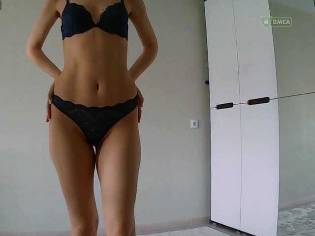 Mari27121's BongaCams show and profile