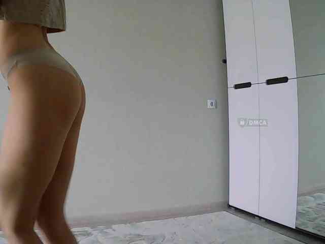 Mari27121 Live Webcam on BongaCams