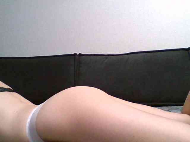 YourPussy27 webcam