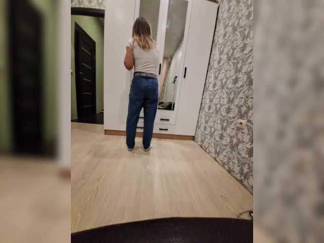 Explore a smoking hot night with the appetizing Anallovess ready for saucy fun Anallovess from BongaCams