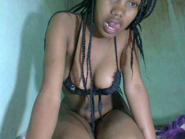 Miriam9 webcam
