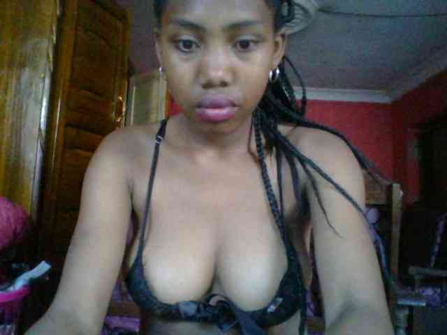 Miriam9 webcam