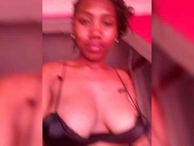Miriam9 webcam