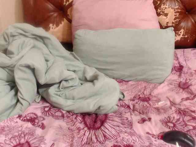 AngelBlackChoco webcam