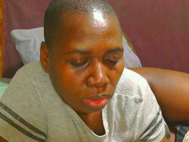 AngelBlackChoco webcam