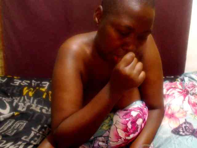 AngelBlackChoco webcam