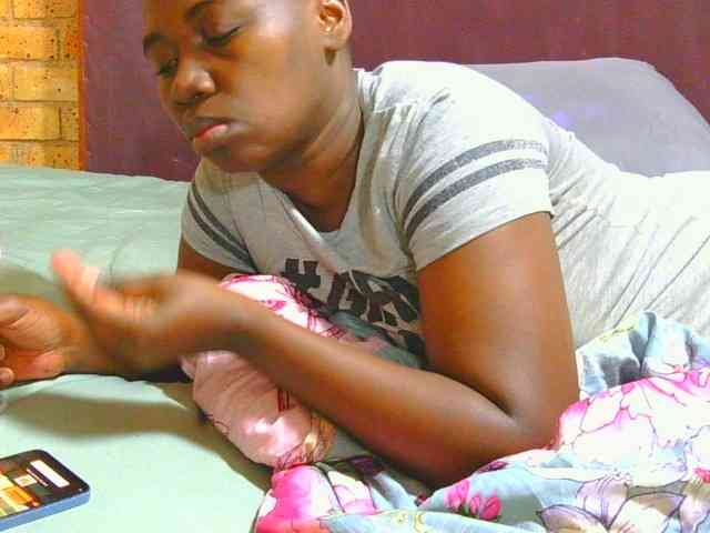 AngelBlackChoco webcam