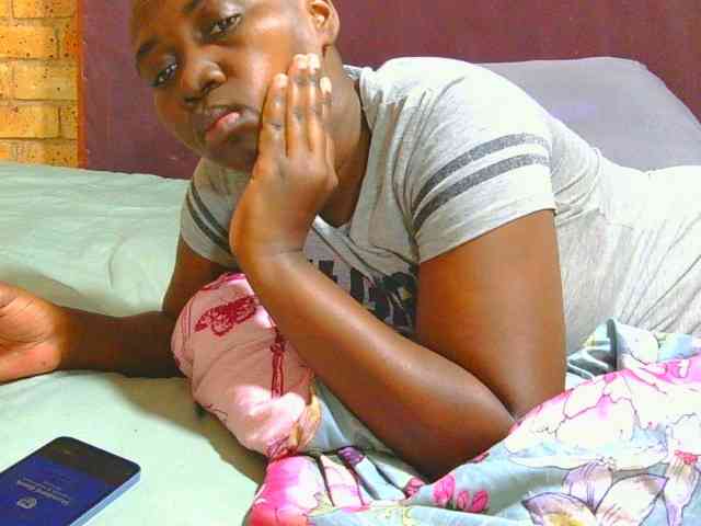 AngelBlackChoco webcam