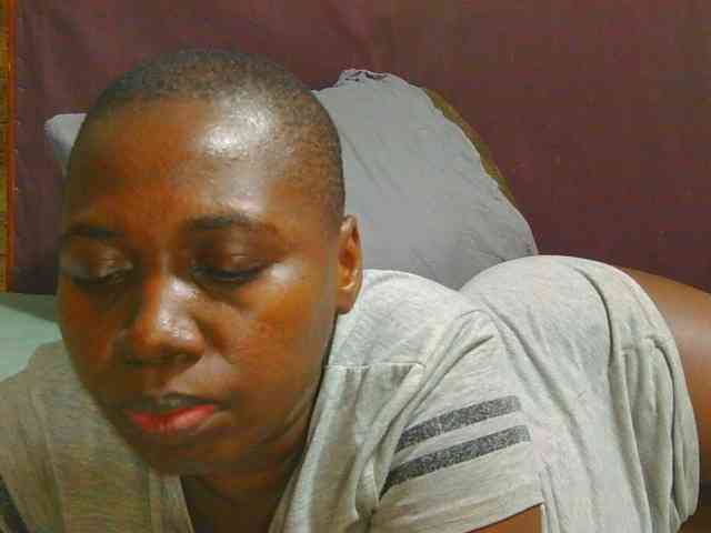 AngelBlackChoco webcam