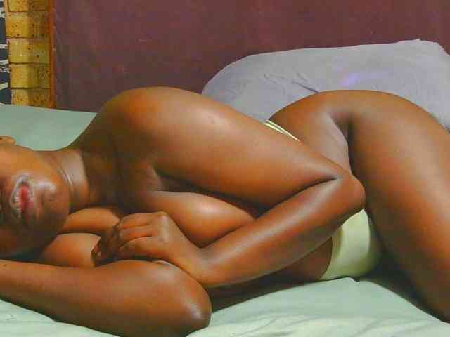 AngelBlackChoco webcam